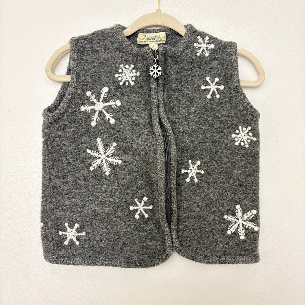 Cabela's Gray Snowflake Vest